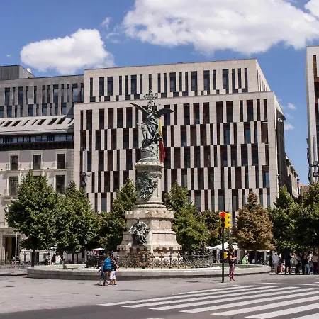 Check-in 24h Plaza Espana Amplio Centro Planta 4 *