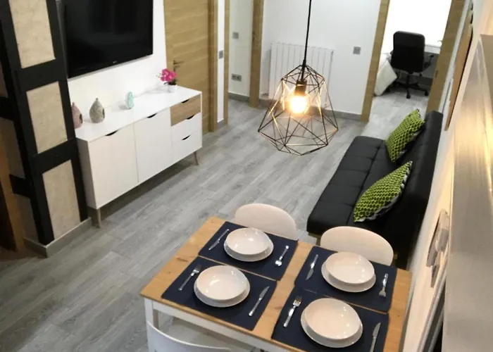 Check-in 24h Plaza Espana Amplio Centro Planta 4 Daire